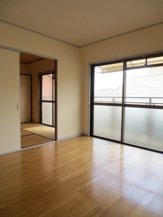 物件内観写真8　(居室)