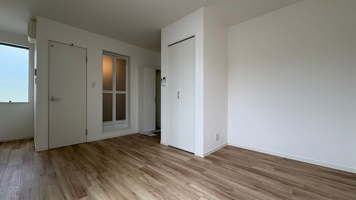 物件内観写真8　(居室)