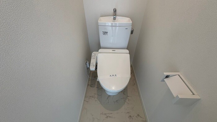 物件内観写真13　(トイレ)