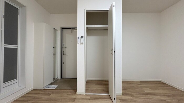 物件内観写真18　(収納)