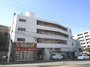 サンフラワー 醍醐外観写真