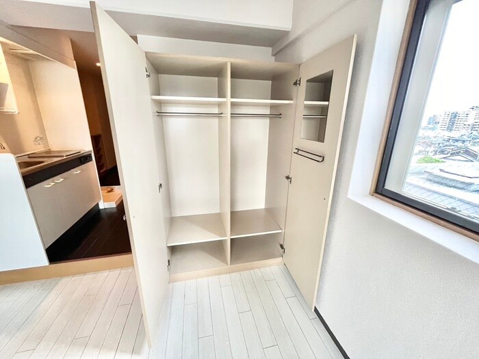 物件内観写真10　(収納)
