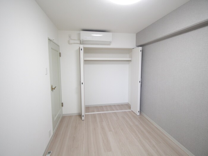 物件内観写真13　(収納)