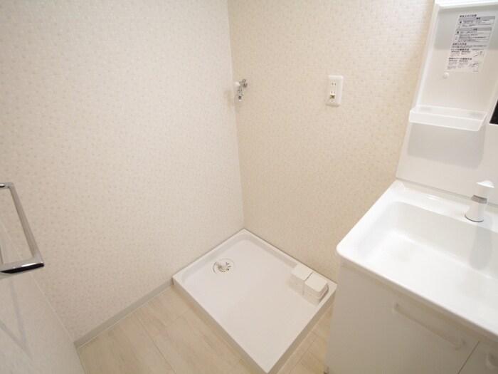 物件内観写真20　(洗濯機置場)