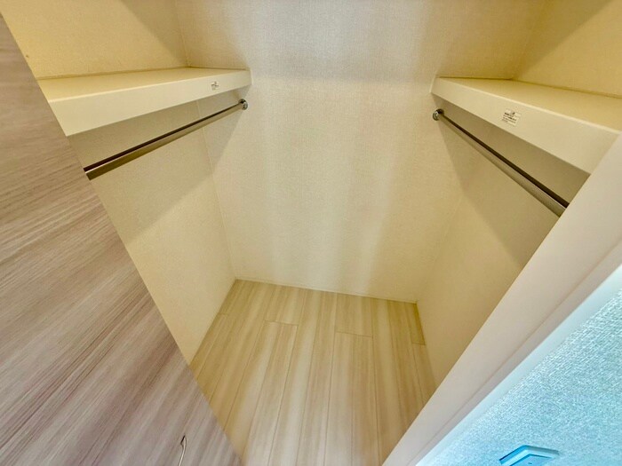 物件内観写真16　(収納)