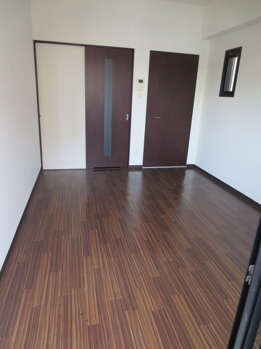 物件内観写真6　(居室)