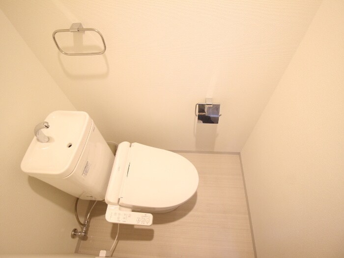 物件内観写真11　(トイレ)