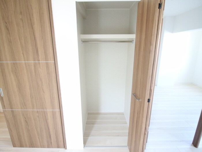 物件内観写真13　(収納)