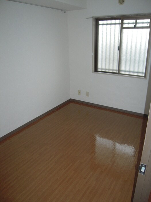 物件内観写真11　(居室)