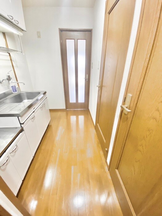 物件内観写真9　(居室)