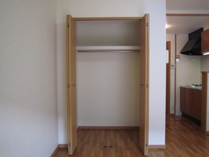 物件内観写真9　(収納)