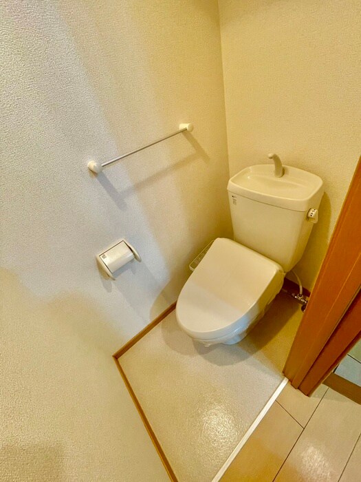 物件内観写真10　(トイレ)