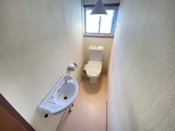 物件内観写真11　(トイレ)