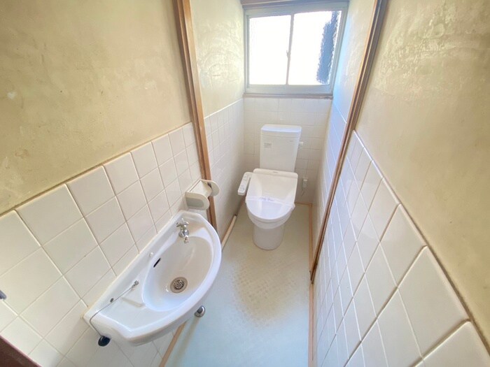 物件内観写真12　(トイレ)