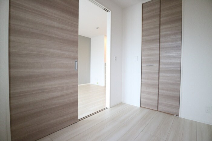 物件内観写真18　(居室)