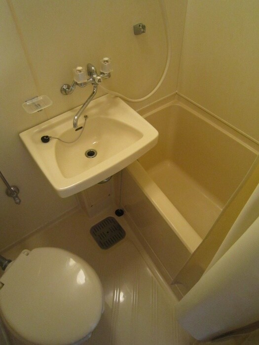 物件内観写真12　(バス／シャワールーム等)