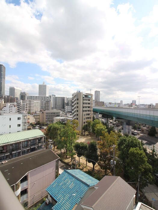 物件内観写真22　(室内からの展望)