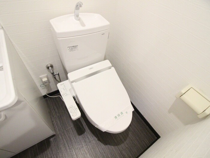 物件内観写真10　(トイレ)