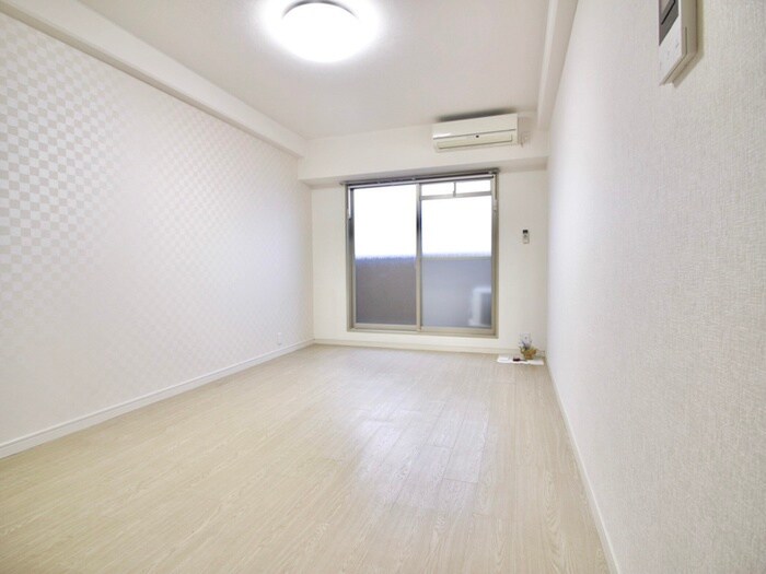 物件内観写真4　(居室)