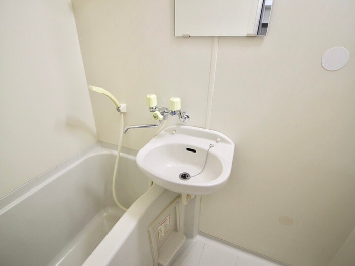 物件内観写真7　(洗面)