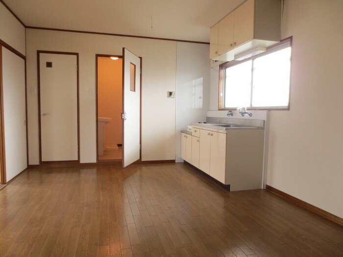 物件内観写真9　(居室)