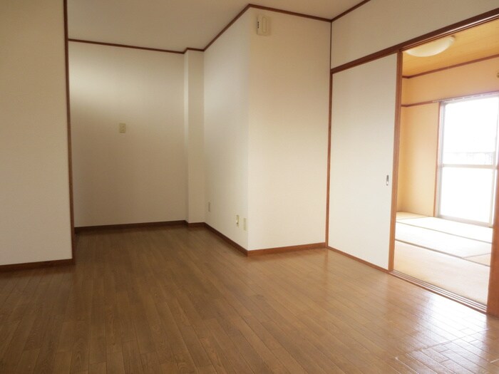 物件内観写真12　(居室)