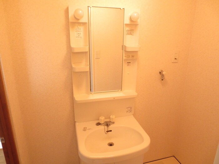 物件内観写真16　(洗面)