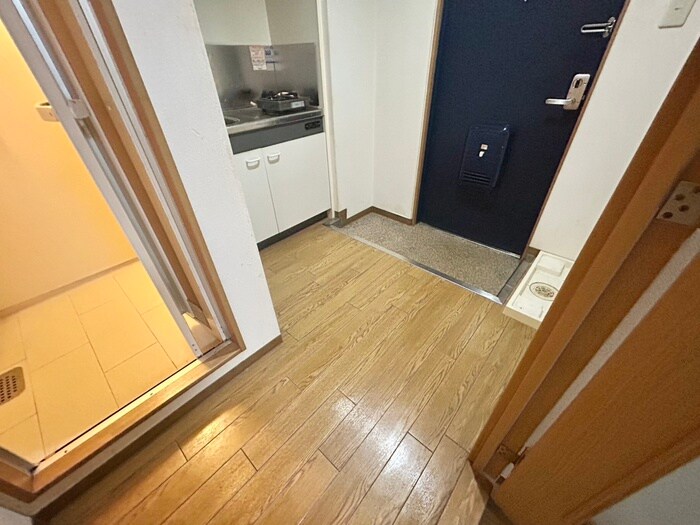 物件内観写真19　(廊下)