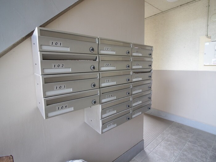 物件外観写真4　(建物設備)