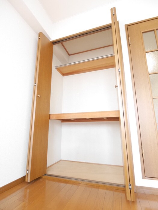 物件内観写真7　(収納)