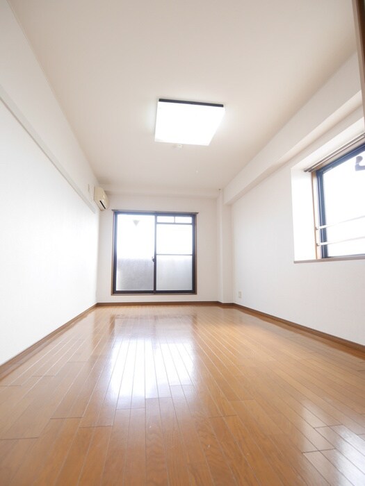 物件内観写真12　(居室)