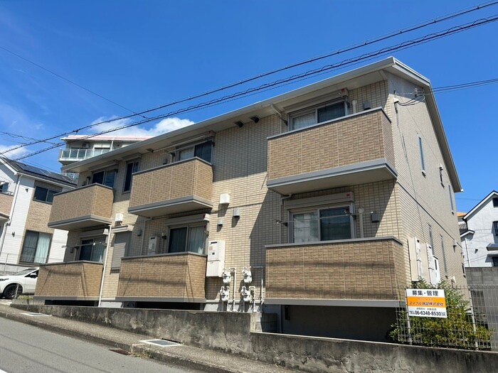 物件外観写真2　(外観写真)