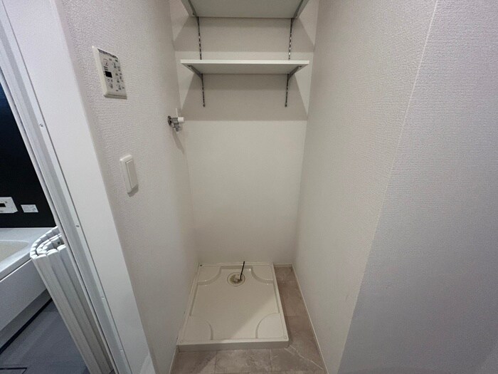 物件内観写真19　(洗濯機置場)