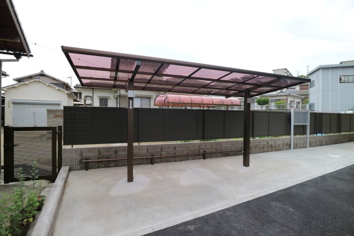 物件外観写真5　(駐輪場)