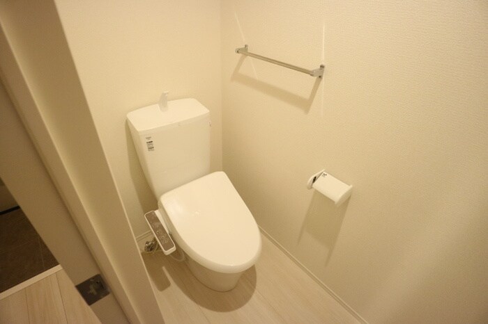 物件内観写真11　(トイレ)