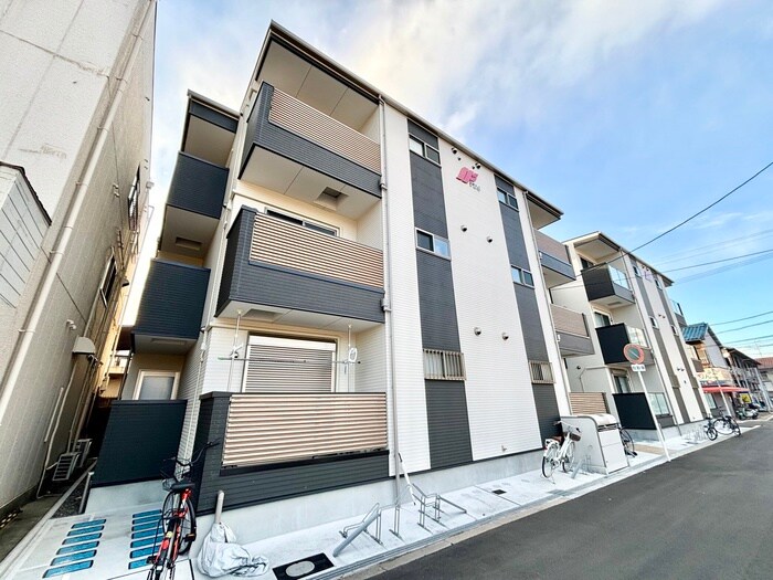 物件外観写真1　(外観写真)