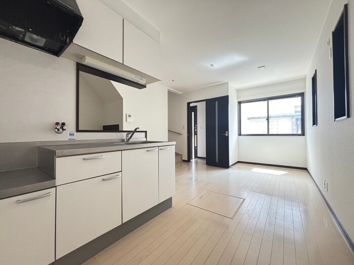 物件内観写真9　(居室)