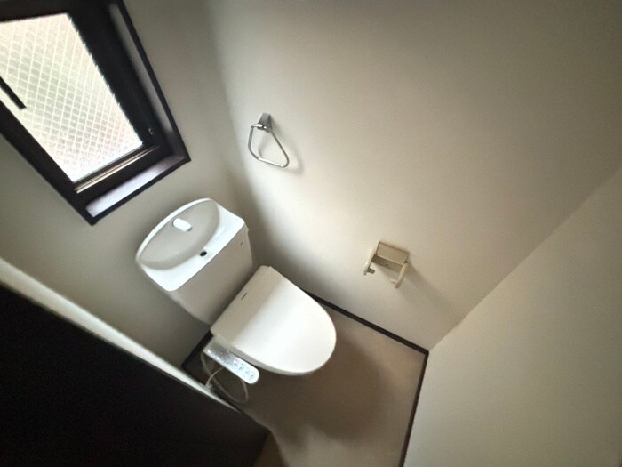 物件内観写真12　(トイレ)