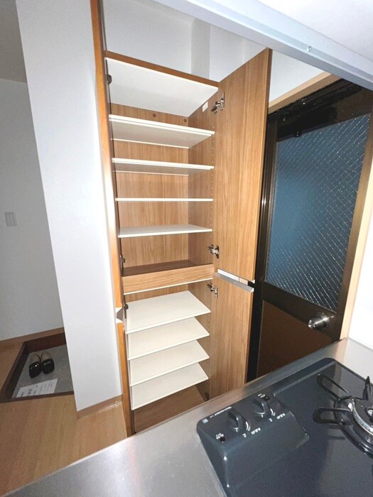 物件内観写真13　(収納)