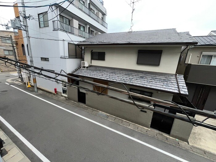 物件内観写真16　(室内からの展望)