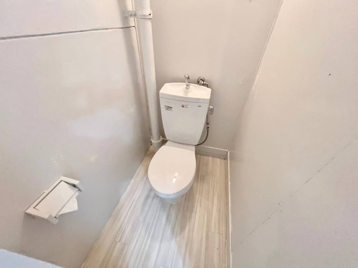 物件内観写真12　(トイレ)