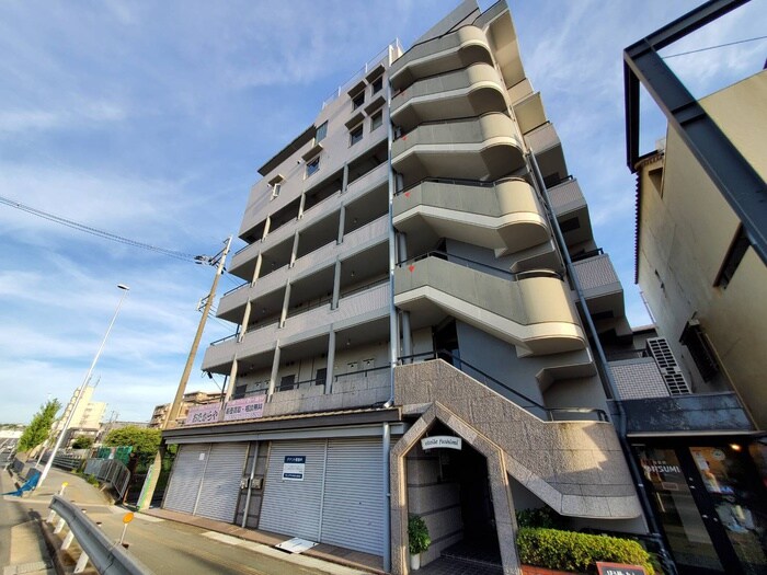 物件外観写真1　(外観写真)