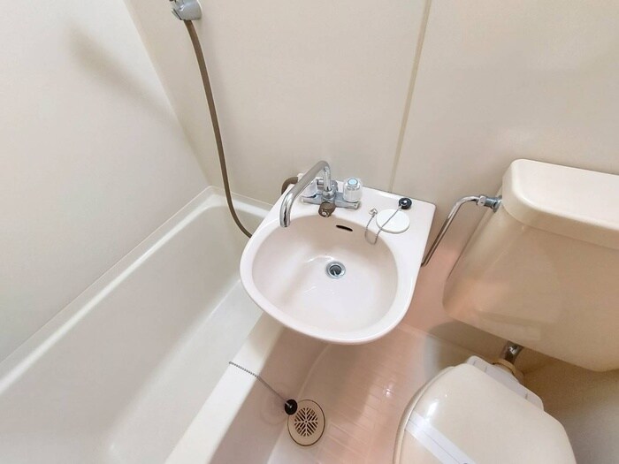 物件内観写真16　(洗面)