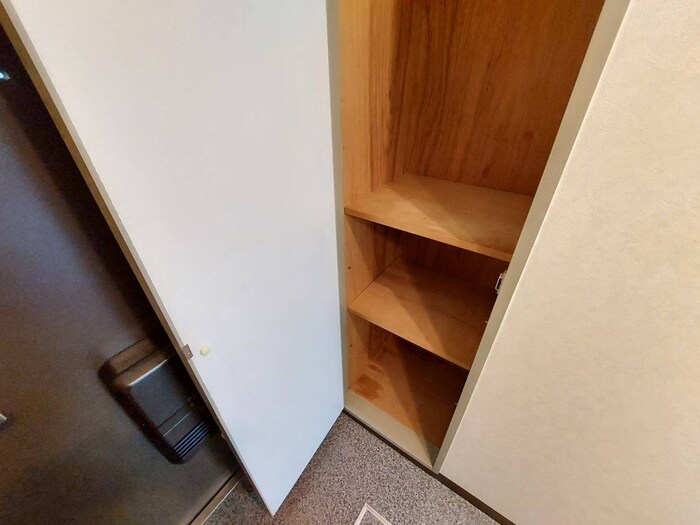 物件内観写真19　(靴箱)