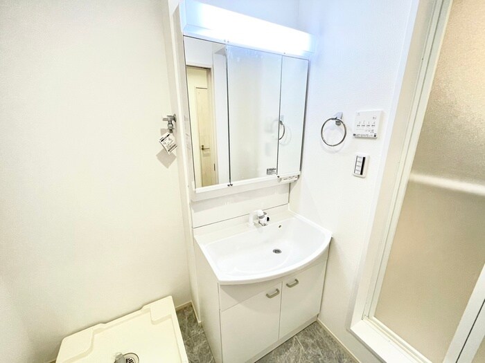 物件内観写真16　(洗面)