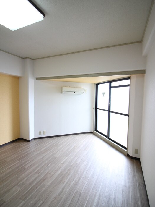 物件内観写真15　(居室)