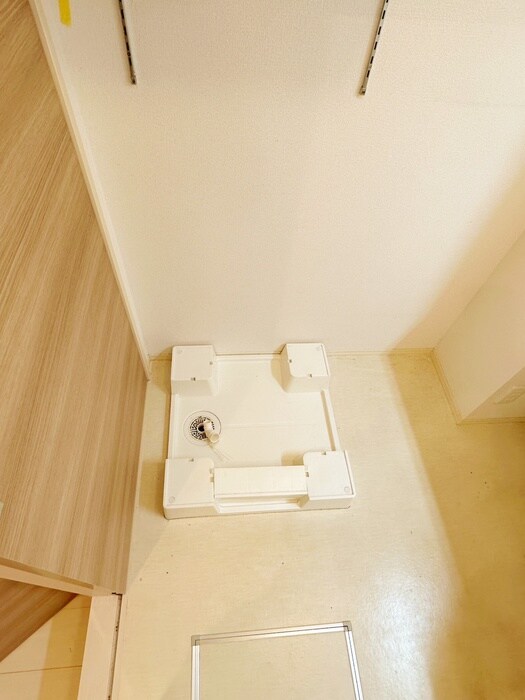 物件内観写真11　(洗濯機置場)