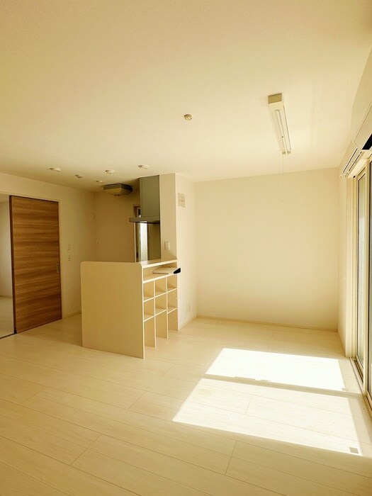 物件内観写真12　(居室)