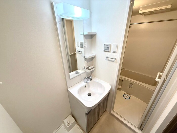 物件内観写真10　(洗面)