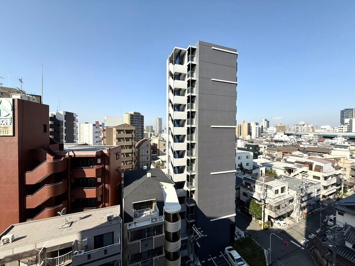 物件内観写真16　(室内からの展望)